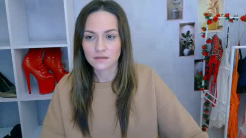 Lina online show from January 2026 07:44:02 AM