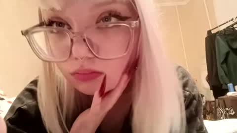 lina_sun1 online show from May 2026 06:09:01 PM