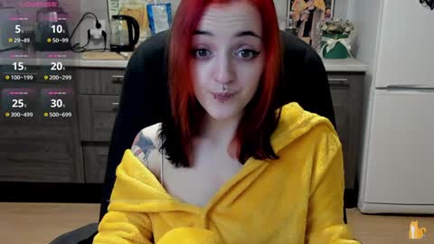 Snapshot of lina_tyaan chatting on December 2024 06:17:01 PM Lina 3 1715622743 online show from December 2024 06:17:01 PM