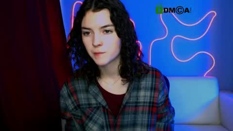 Snapshot of linaa_dolly chatting on June 2026 01:03:02 PM linaa_dolly online show from June 2026 01:03:02 PM