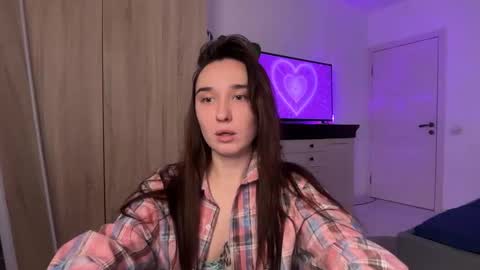 Snapshot of linabbb chatting on October 2025 05:04:02 PM Lina online show from October 2025 05:04:02 PM