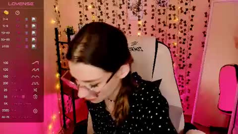 Lina online show from June 2026 02:25:01 AM