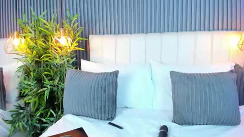 Snapshot of linaglam chatting on October 2025 10:43:02 PM LinaGlam online show from October 2025 10:43:02 PM