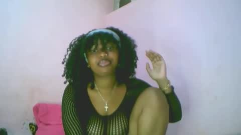 Snapshot of linah1123 chatting on October 2025 05:39:01 AM linah1123 online show from October 2025 05:39:01 AM