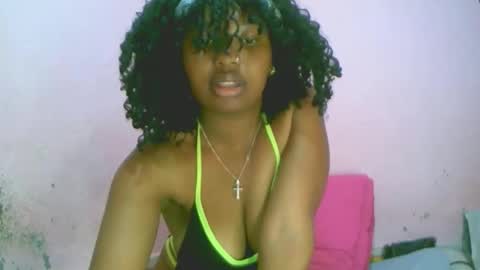 Snapshot of linah1123 chatting on October 2025 05:27:02 AM linah1123 online show from October 2025 05:27:02 AM