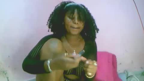 Snapshot of linah1123 chatting on October 2025 04:27:02 PM linah1123 online show from October 2025 04:27:02 PM