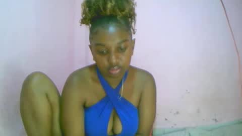 Snapshot of linah1123 chatting on October 2025 09:12:01 AM linah1123 online show from October 2025 09:12:01 AM