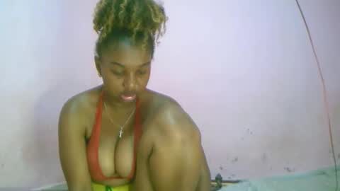 Snapshot of linah1123 chatting on October 2025 05:08:02 AM linah1123 online show from October 2025 05:08:02 AM