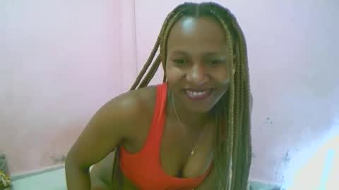 linah1123 online show from April 2026 01:36:01 PM
