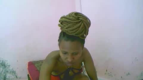 linah1123 online show from April 2026 06:47:01 PM