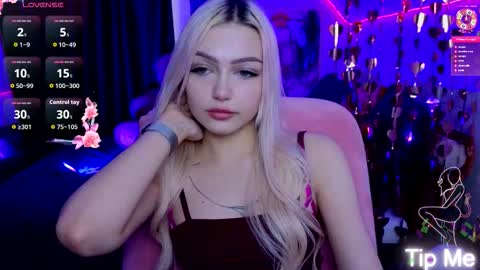 Snapshot of linalirian chatting on March 2026 02:23:02 PM I am Lina online show from March 2026 02:23:02 PM