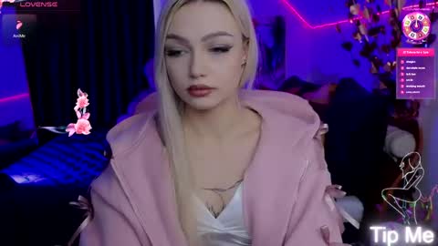 Snapshot of linalirian chatting on March 2026 01:58:01 PM I am Lina online show from March 2026 01:58:01 PM