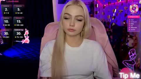 Snapshot of linalirian chatting on March 2026 02:55:01 PM I am Lina online show from March 2026 02:55:01 PM