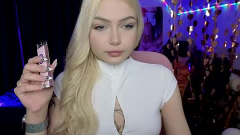 I am Lina online show from April 2026 10:14:02 AM