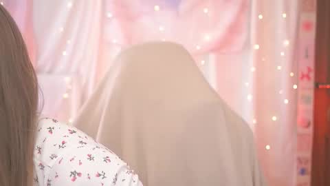 Snapshot of linalyy chatting on March 2026 05:25:01 AM Lina online show from March 2026 05:25:01 AM