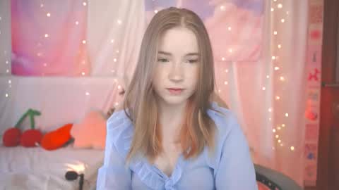 Snapshot of linalyy chatting on March 2026 04:38:02 AM Lina online show from March 2026 04:38:02 AM