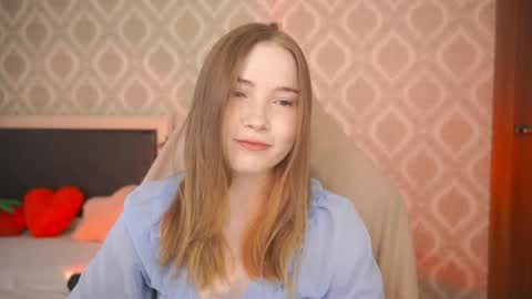 Snapshot of linalyy chatting on April 2026 01:32:01 AM Lina online show from April 2026 01:32:01 AM