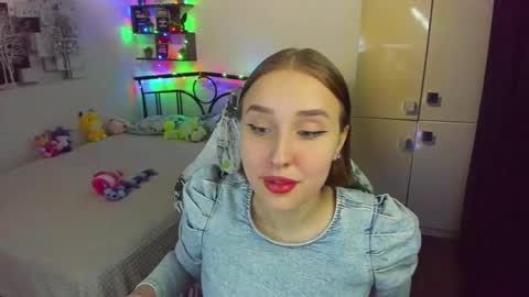 Lina online show from May 2026 09:24:02 PM