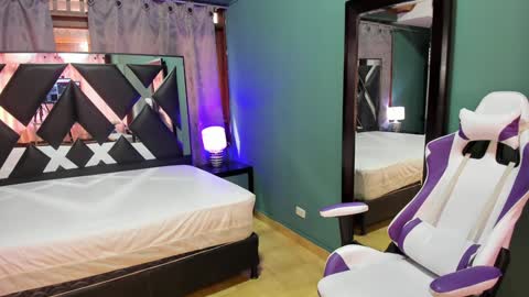  Linda  online show from January 2025 06:10:01 PM