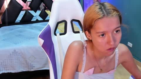  Linda  online show from January 2025 07:09:02 PM