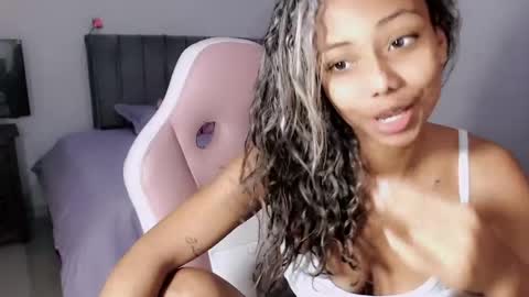 linda brown  online show from April 2026 10:57:01 AM