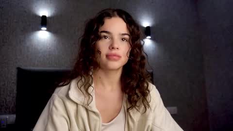 Linda online show from November 2025 01:56:02 PM