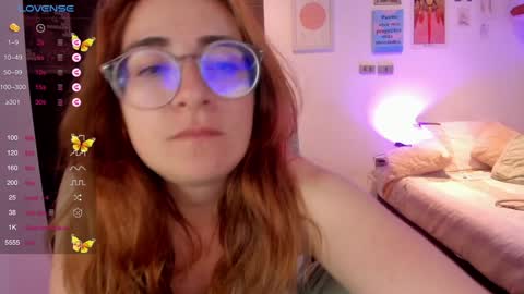 Snapshot of linda_giggle chatting on February 2025 01:45:01 AM Giggles online show from February 2025 01:45:01 AM