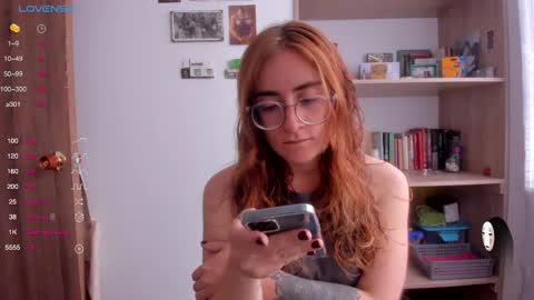 Snapshot of linda_giggle chatting on March 2025 03:24:02 PM Giggles online show from March 2025 03:24:02 PM