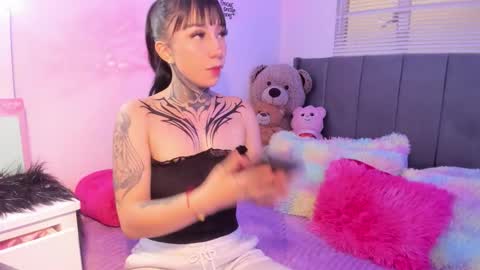 Snapshot of linda_milleer_ chatting on February 2026 09:54:02 PM Lindaa maria online show from February 2026 09:54:02 PM