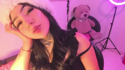 Lindaa maria  online show from May 2026 07:15:02 AM