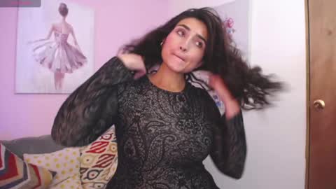 Snapshot of linda_morgan1 chatting on March 2025 06:16:01 PM Maria Paula online show from March 2025 06:16:01 PM