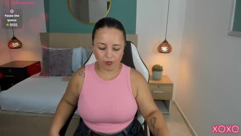Snapshot of linda_rios_ chatting on January 2025 07:18:01 PM L I N D A online show from January 2025 07:18:01 PM