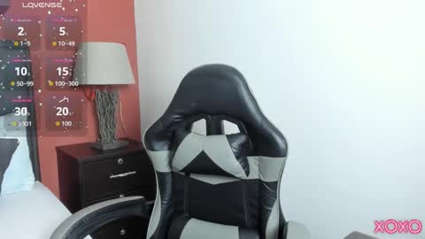 L I N D A online show from March 2026 02:06:02 AM