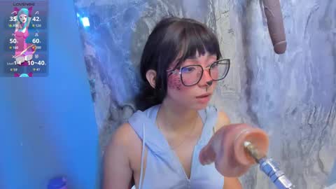 linda_sofi__ online show from October 2025 07:59:01 PM
