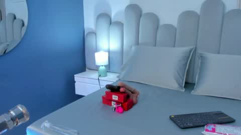 linda_sofi__ online show from May 2026 08:47:01 PM