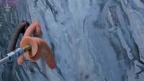 linda_sofi__ online show from June 2026 07:19:01 PM