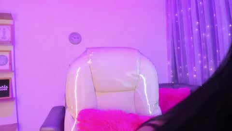 Snapshot of lindaa_miller chatting on December 2024 04:45:01 AM linda miller online show from December 2024 04:45:01 AM