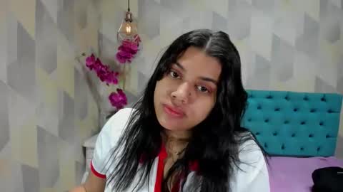    online show from October 2025 03:02:01 PM