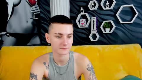 Snapshot of lindabryantt chatting on February 2025 02:42:01 PM lindabryantt online show from February 2025 02:42:01 PM
