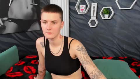 Snapshot of lindabryantt chatting on February 2025 01:42:01 PM lindabryantt online show from February 2025 01:42:01 PM