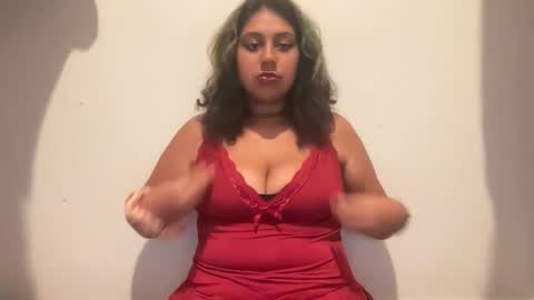 lindadulce online show from June 2026 08:01:01 PM