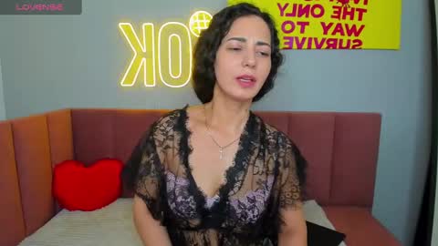 Linda online show from February 2025 04:42:02 AM