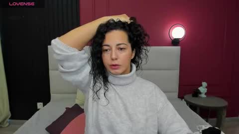 Linda online show from September 2025 01:29:02 AM