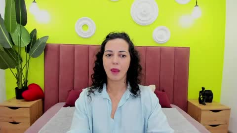 Linda online show from May 2026 01:36:01 AM