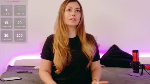 Linda  --  online show from June 2026 04:31:02 PM