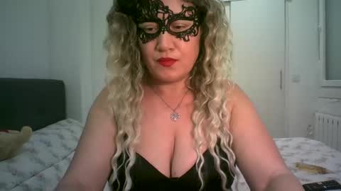 LindaXSmile online show from March 2025 12:22:02 AM