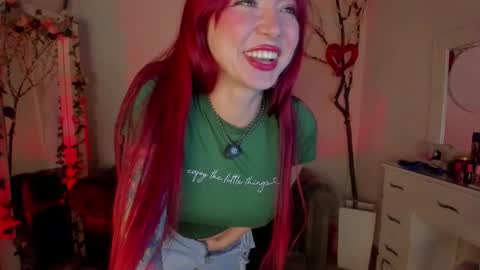 Snapshot of lindsay_khaleesi chatting on March 2026 11:04:01 PM Lindsay online show from March 2026 11:04:01 PM