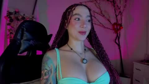 Snapshot of lindsay_khaleesi chatting on April 2026 02:49:02 AM Lindsay online show from April 2026 02:49:02 AM