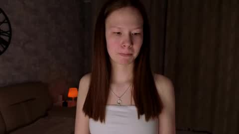 lindsayvandy online show from May 2026 06:13:01 PM