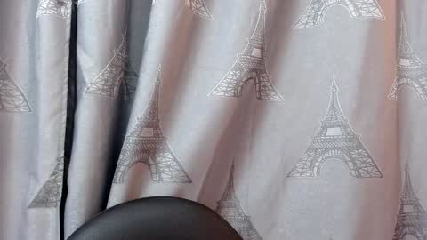  Lindsey  online show from December 2024 10:18:02 AM